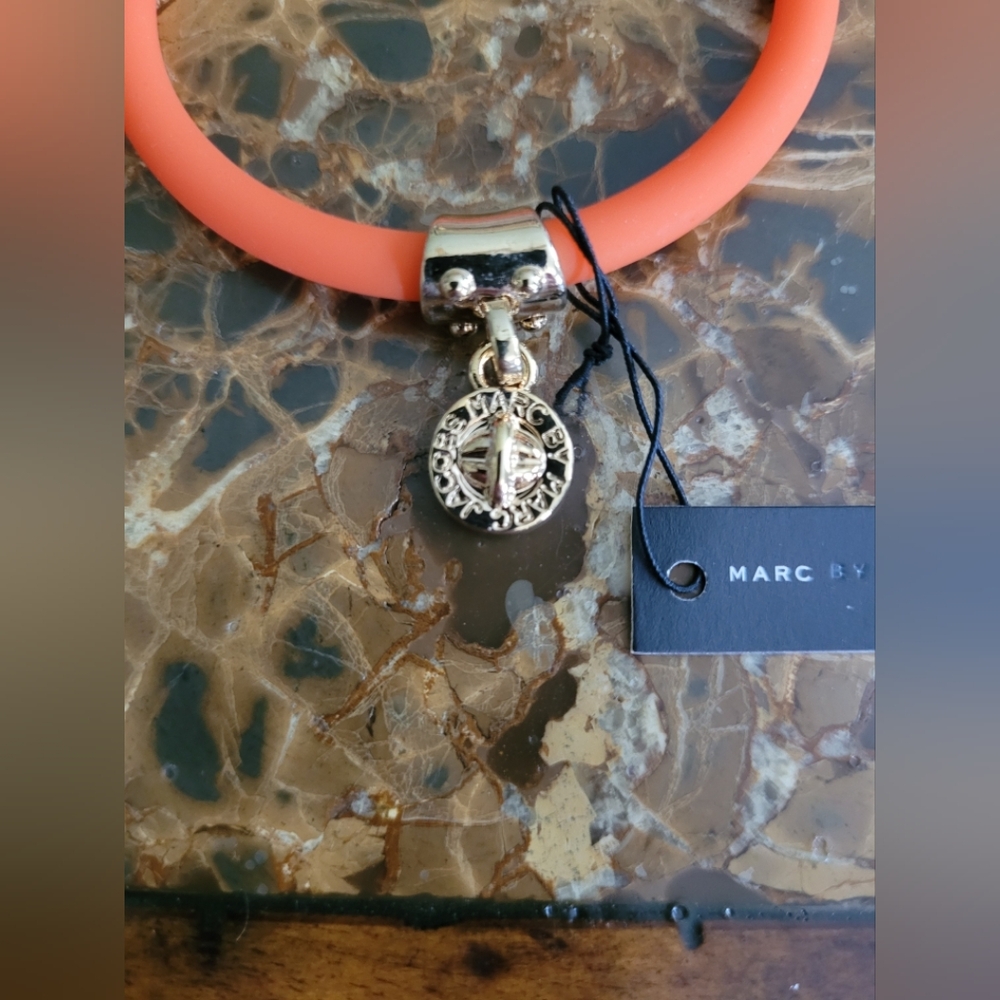 Marc Jacobs Orange Bracelet with Gold Charm - Picture 2 of 4